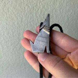 Vintage Howling Wolf Dog Coyote Pewter Bolo Tie Southwestern necklace